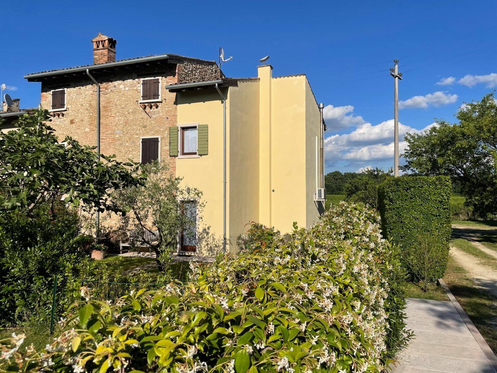 Casa Carlotte - Lago Di Garda Лацизе Экстерьер фото